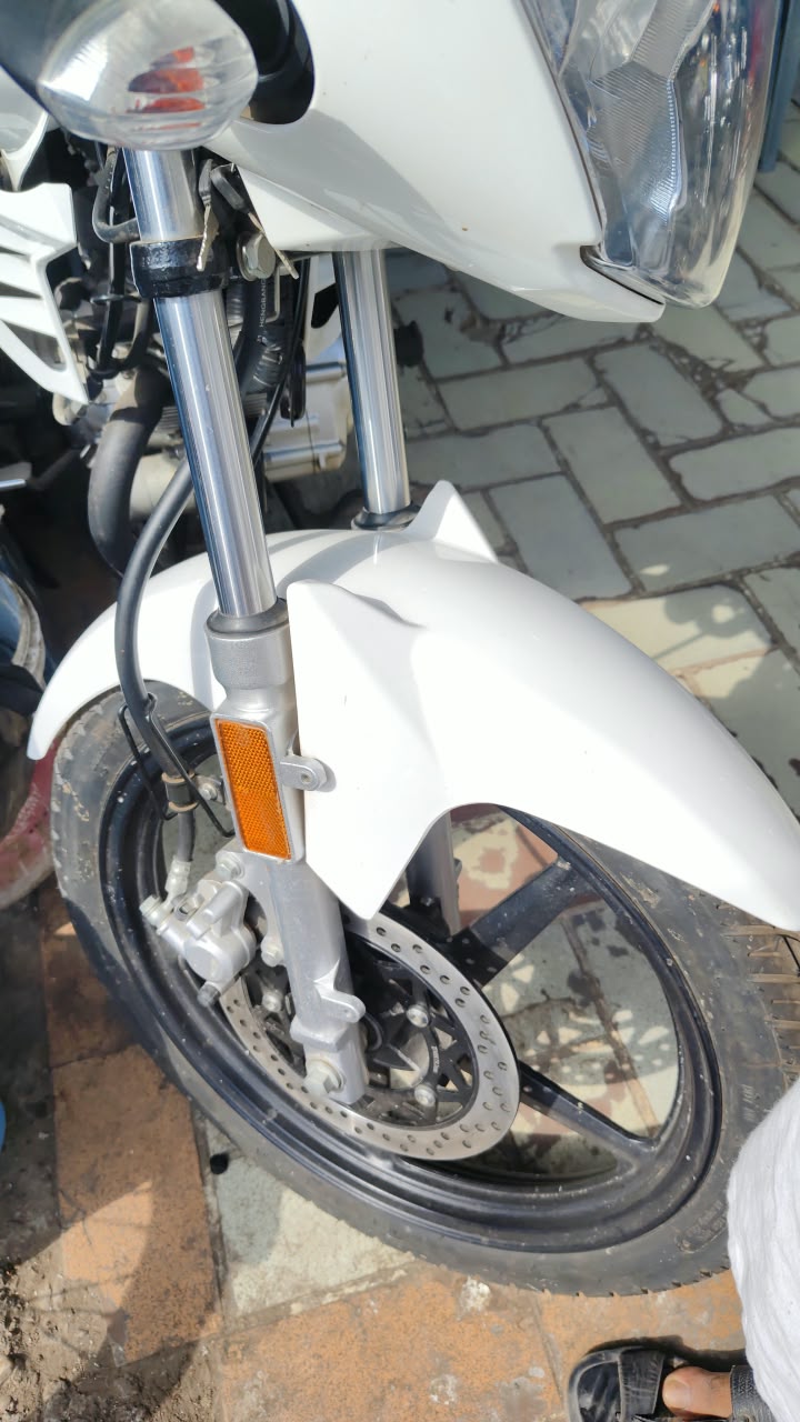 Unique UD-150 150cc Motorcycle